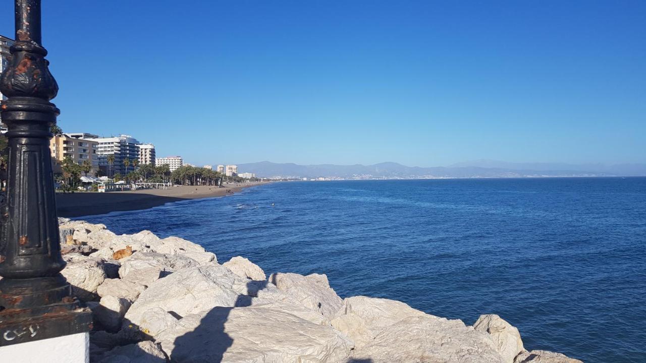 Impresionante Primera Linea De Playa, Bajondillo Beach Τορρεμολίνος Εξωτερικό φωτογραφία